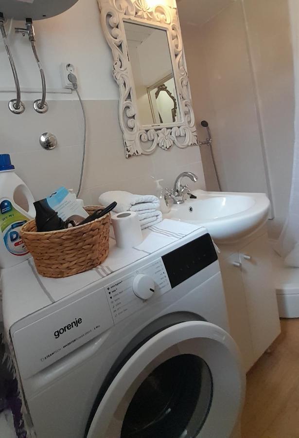 Dida Roko, Rustikalni Apartman S Terasom Kaštela Eksteriør billede